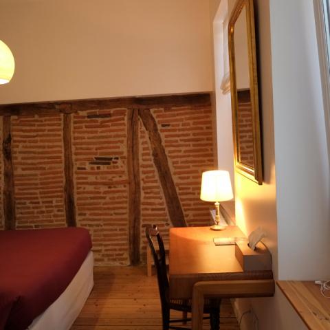 La habitación Colombages du Préau Saint-Jacques, casa de huéspedes en Castres